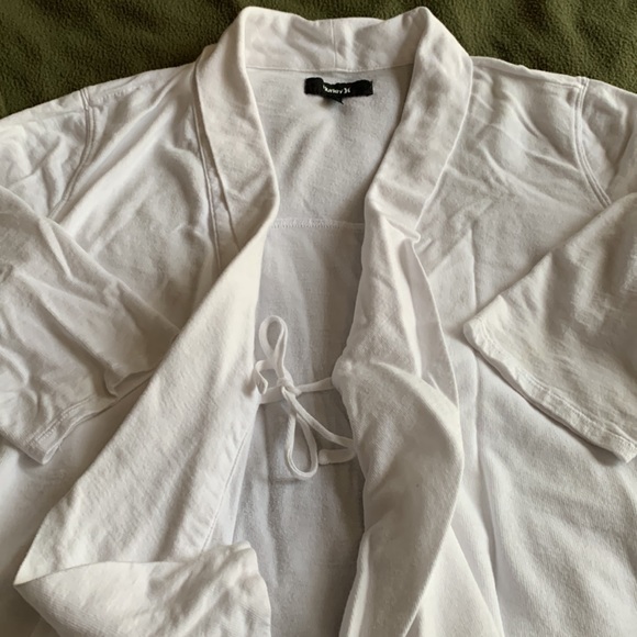 Hurley white, tie-front sweater.  Size Medium. 3/4 length sleeves. - Picture 3 of 4